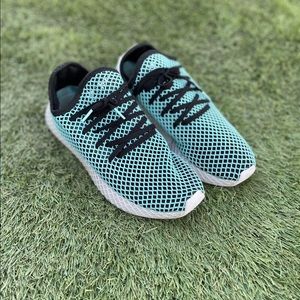 🎄Adidas X Parley  Deerupt Runner “Core Black” Preowned (Mens Size:12)